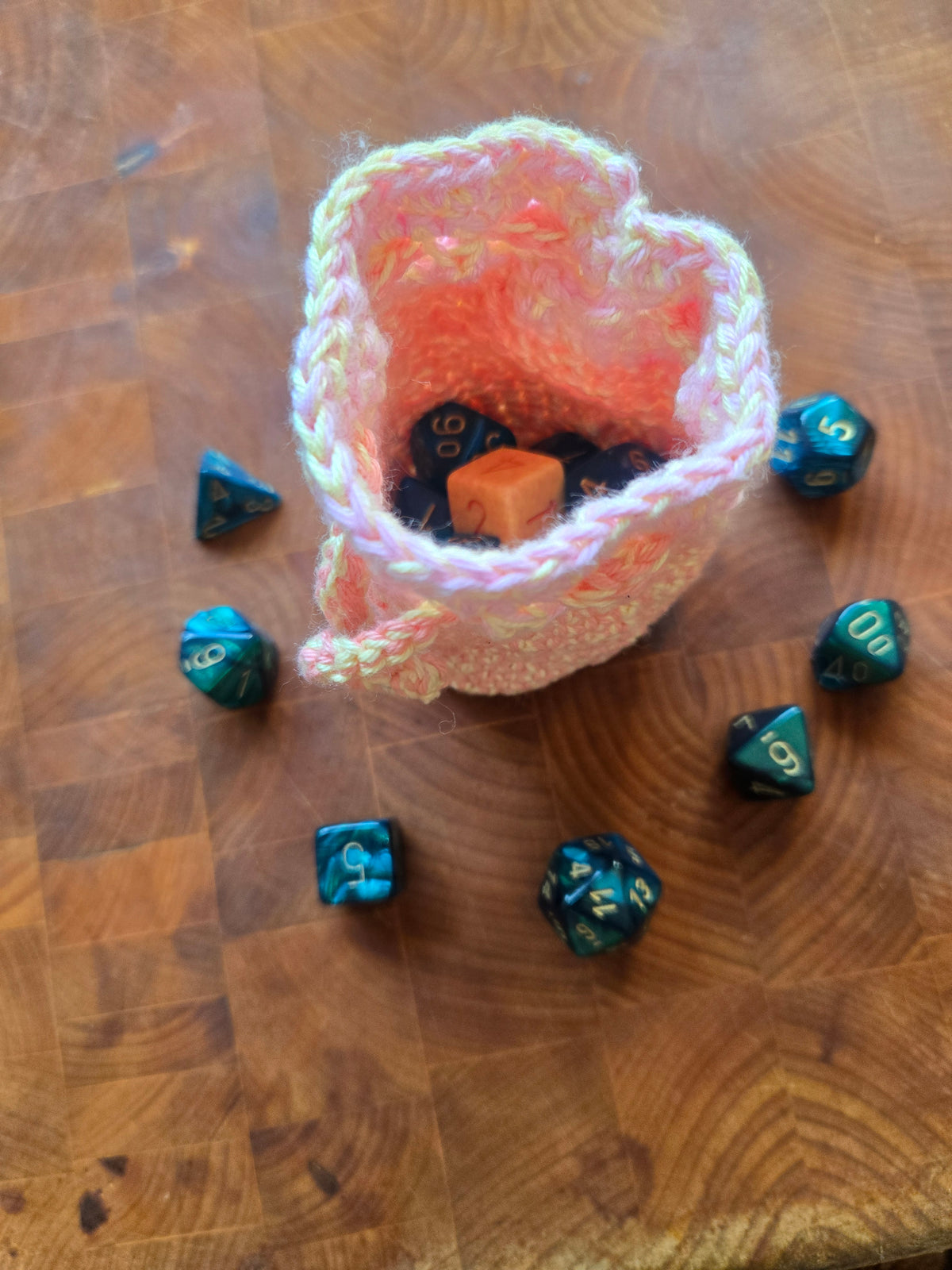 Inspired by peach, orange and yellow Dice bag!